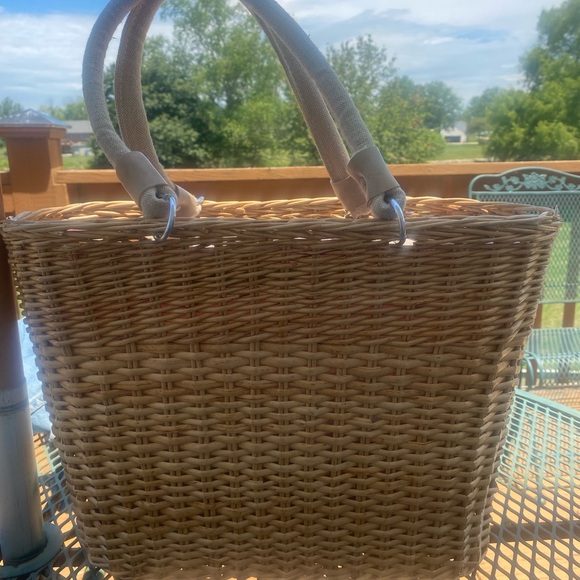 Raffia Tote with pale pink lining - Picture 1 of 5